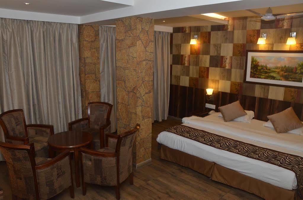 Hostel Mumbai By Maharana Inn מראה חיצוני תמונה