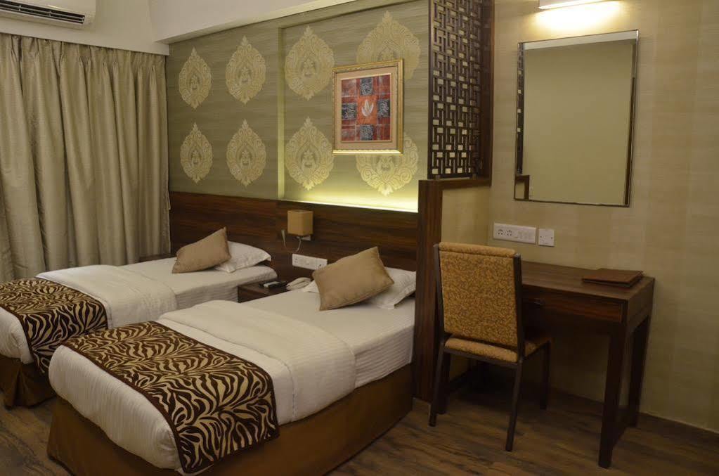 Hostel Mumbai By Maharana Inn מראה חיצוני תמונה