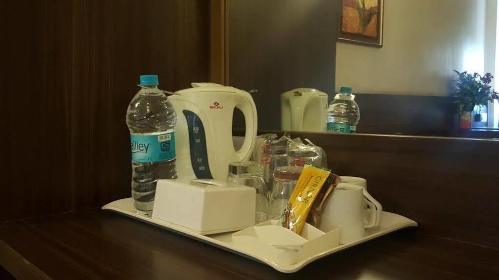 Hostel Mumbai By Maharana Inn מראה חיצוני תמונה