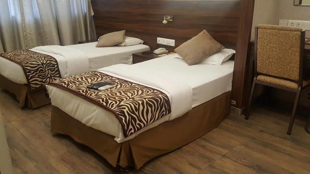 Hostel Mumbai By Maharana Inn מראה חיצוני תמונה