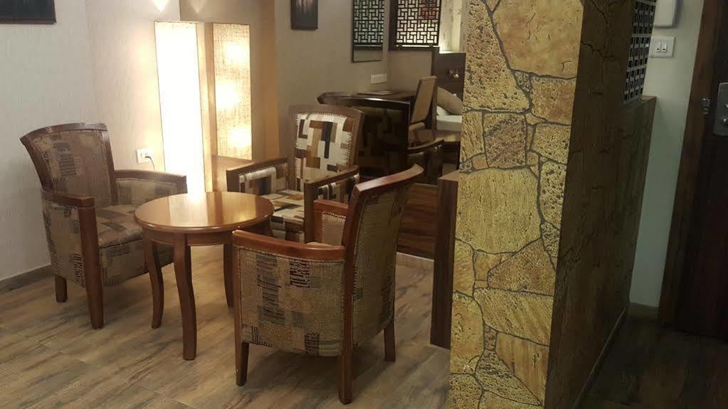 Hostel Mumbai By Maharana Inn מראה חיצוני תמונה