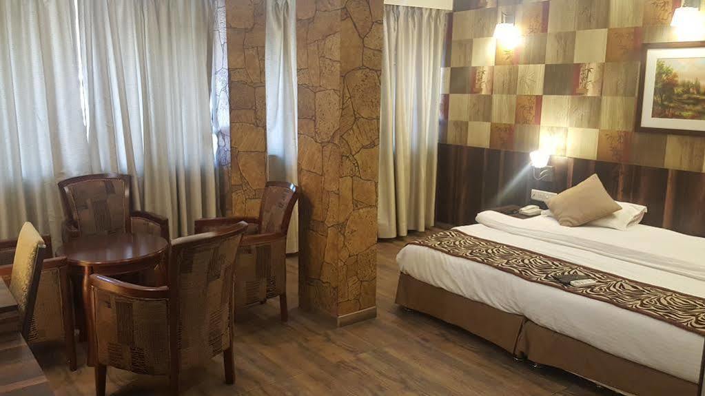 Hostel Mumbai By Maharana Inn מראה חיצוני תמונה