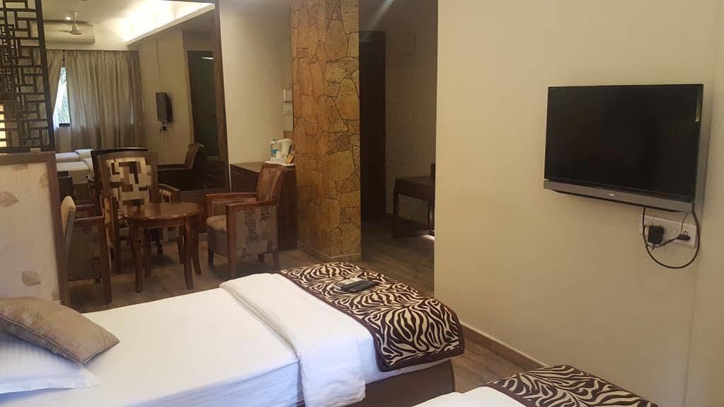 Hostel Mumbai By Maharana Inn מראה חיצוני תמונה